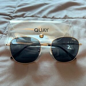 Quay jezabell sunglasses